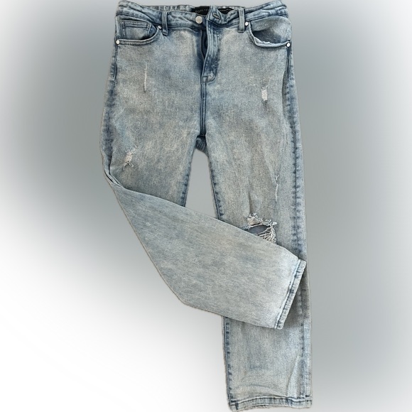 Jeans - Picture 2 of 4